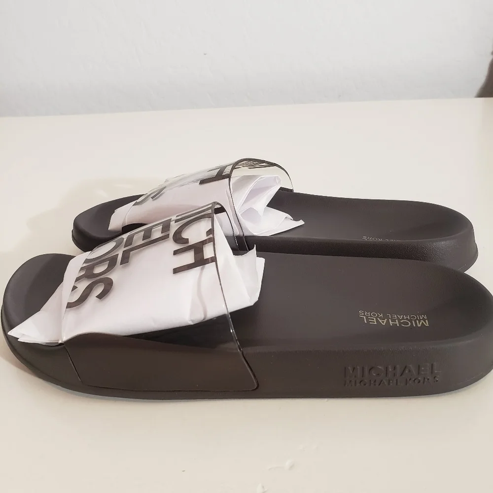 Michael Kors Gilmore Logo Print size 6 NWOT - Picture 7 of 10